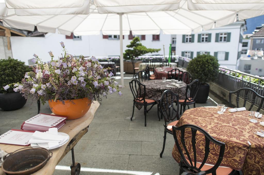 Hotel Weiss Kreuz Malans エクステリア 写真